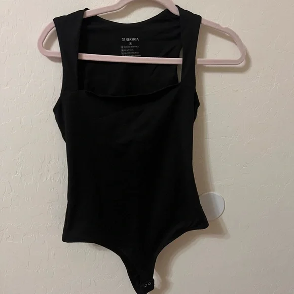 ReoRia Black Square Neck Bodysuit - Picture 3 of 5